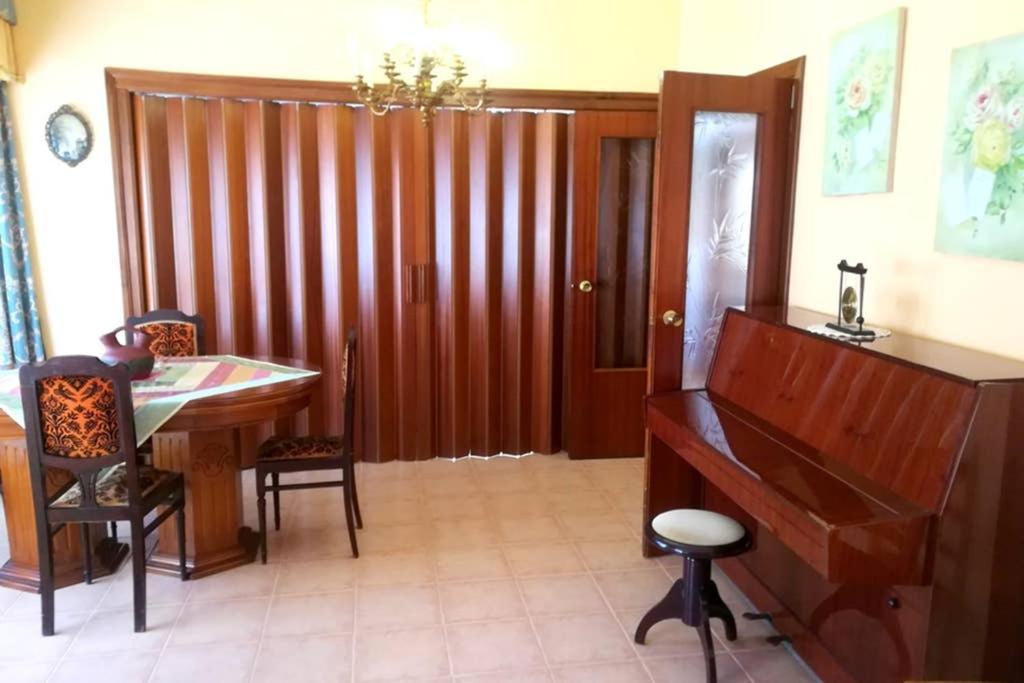 Bonito Apartamento Centro Onil Luaran gambar